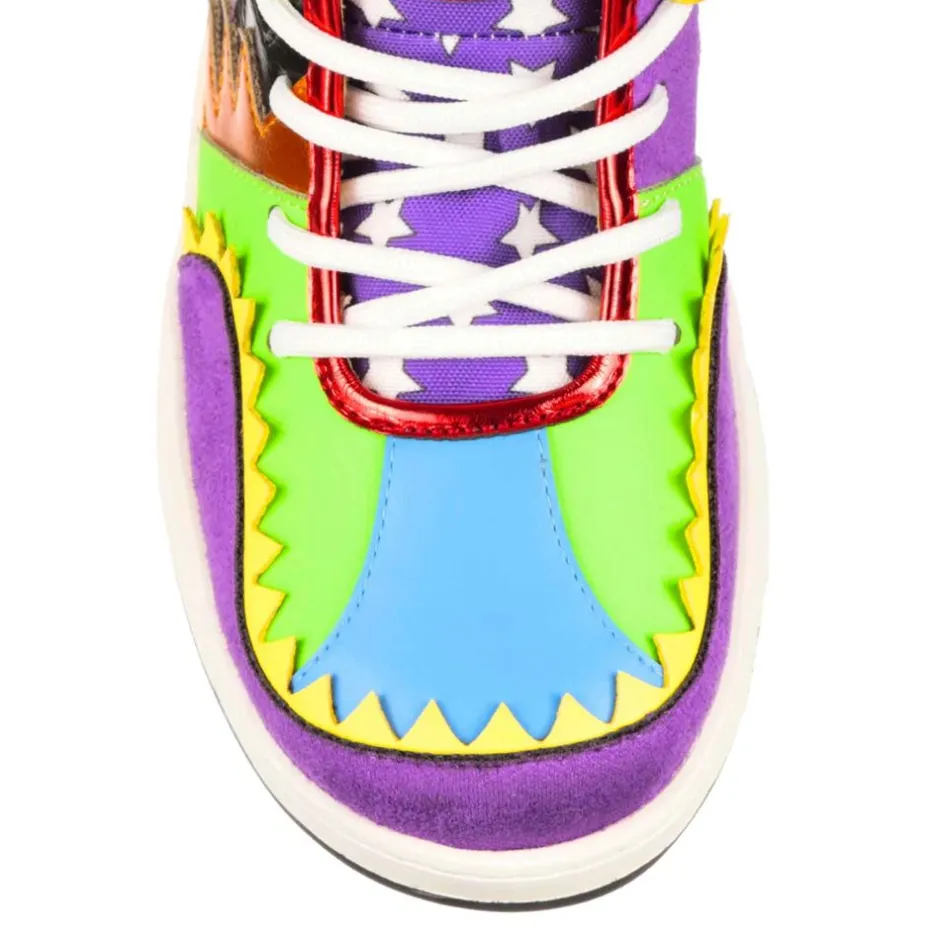 Sneaker-Irregular Choice To The Rescue