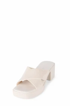 Sandal-Jeffrey Campbell Bubblegum Cream Shiny